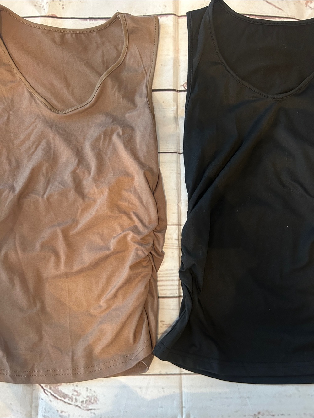 SHEIN Ruched Side Tank Top - Black & Brown